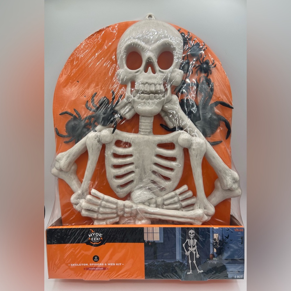 Hyde and Eek Skeleton Spiders Web Kit 11 Piece Indoor Outdoor Halloween New